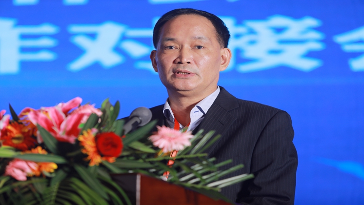 【開放郴州·相約湘臺會】市委副書記、代市長吳巨培為炬神電子點贊，公司董事長楊譓鵬大會發言